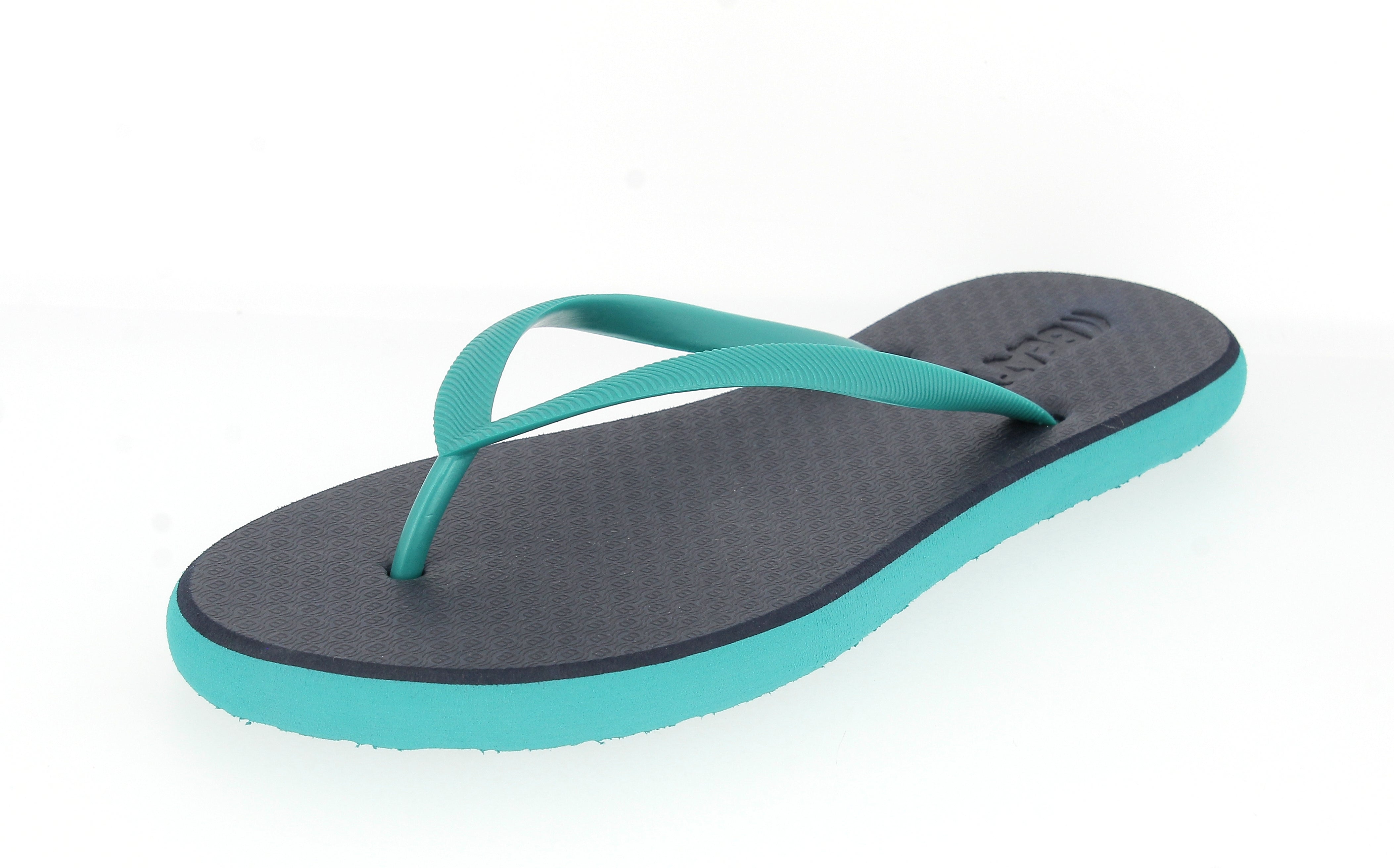 பீட் வுமன் ரவுண்ட் ஸ்லிப்பர் அக்வா/நீலம், அக்வா/கருப்பு, நீலம்/ஊதா, ஆரஞ்சு/ஊதா, அடர் நீலம்/இளஞ்சிவப்பு