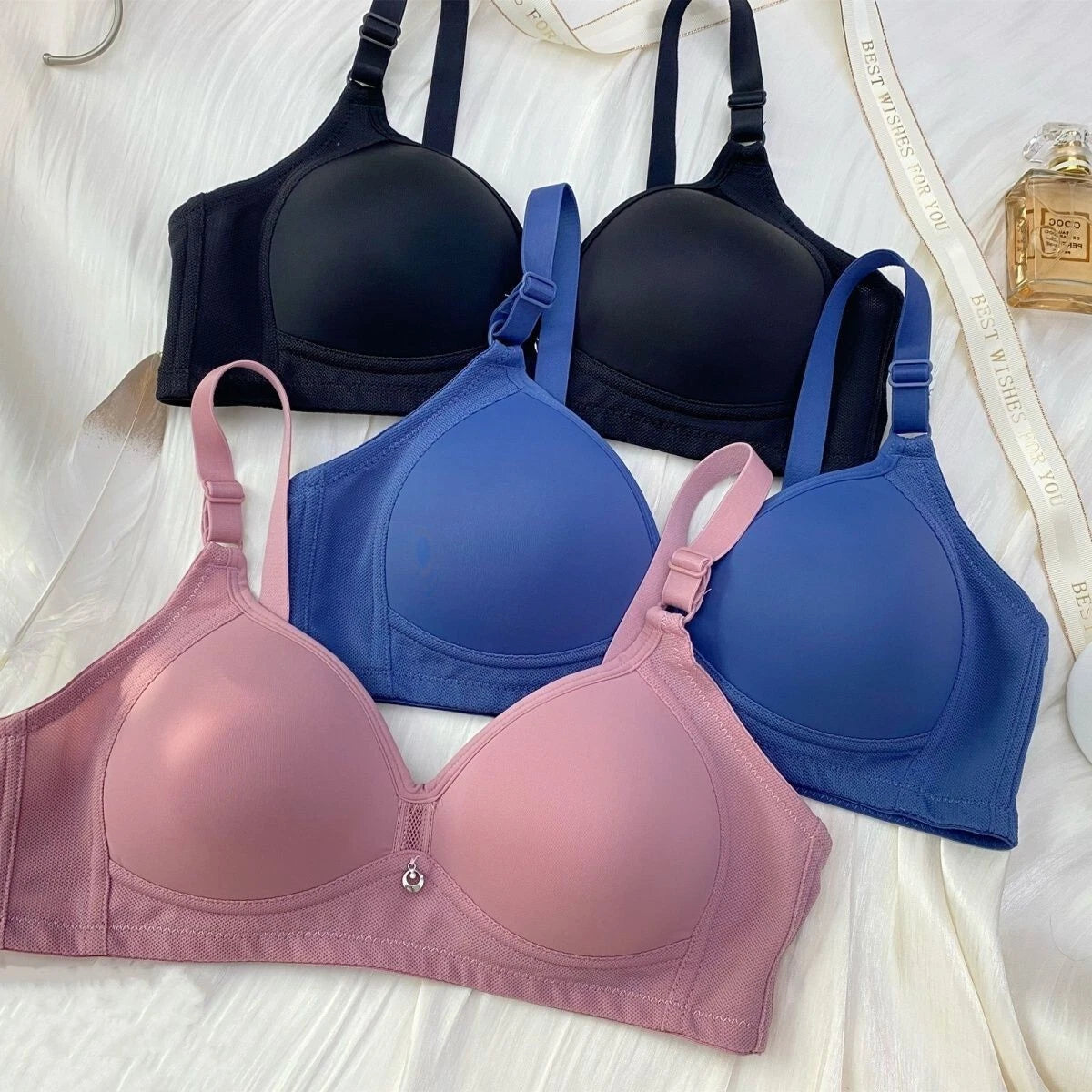 Classic Women Bras Sexy Lingerie Thin Comfortable Breathable Bra Solid Color